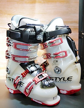 G-STYLEブーツ プロやデモのブーツサイズや角度 | 海底少年カービング