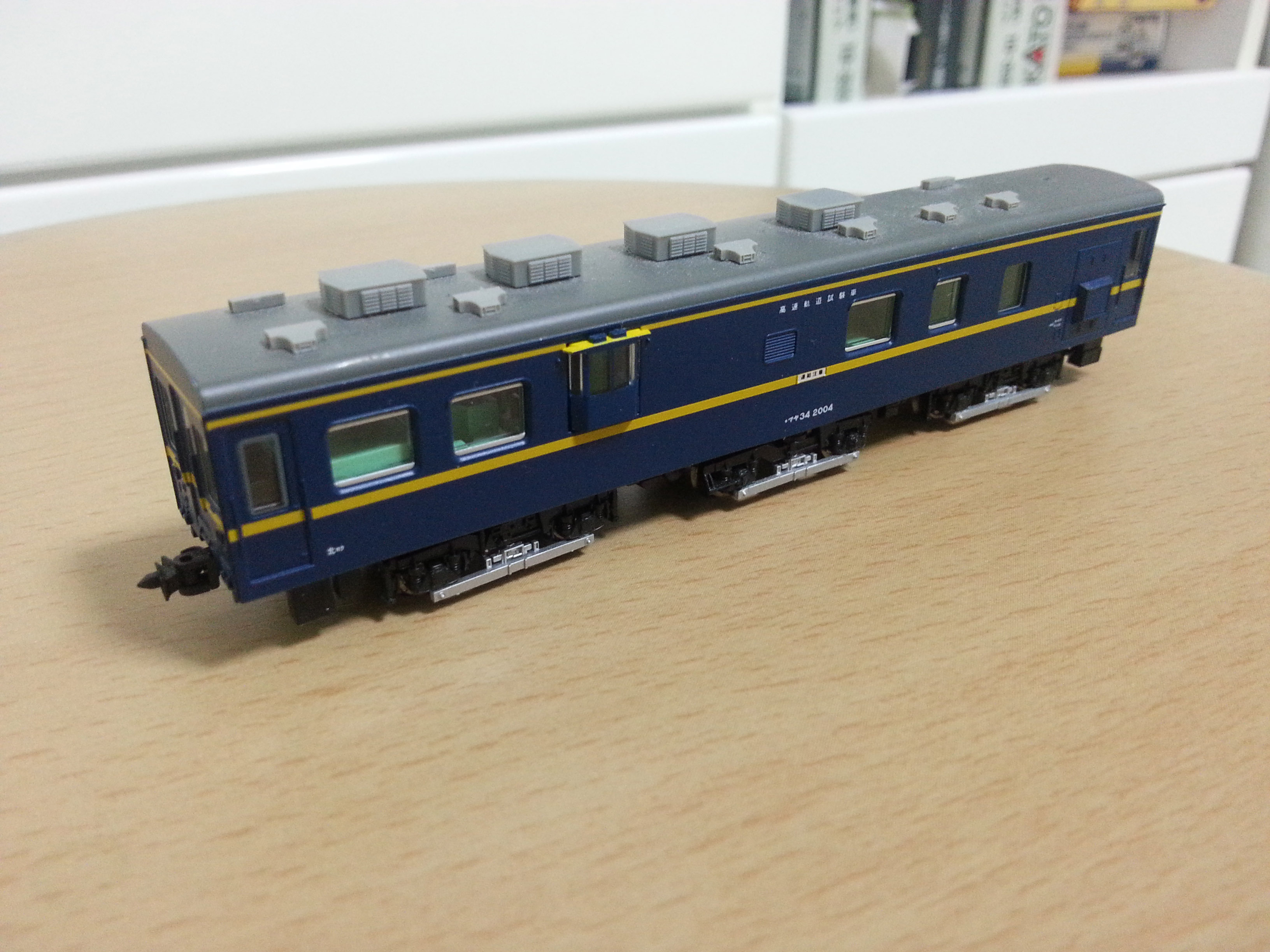 マヤ34-2004のダミーカプラーを交換する - カプラー Micro-Trains