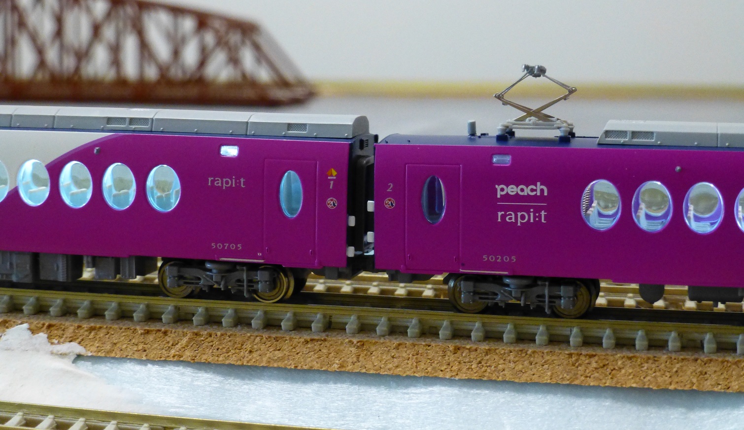 MicroAce 南海50000系 Peach×ラピートハッピーライナー入線 | 川崎駅