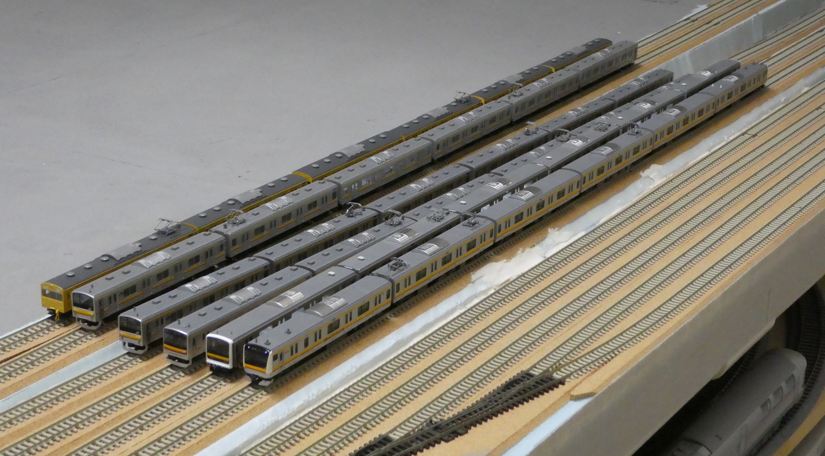 KATO E233系8000番台&205系シングルパンタ南武線入線 | 川崎駅