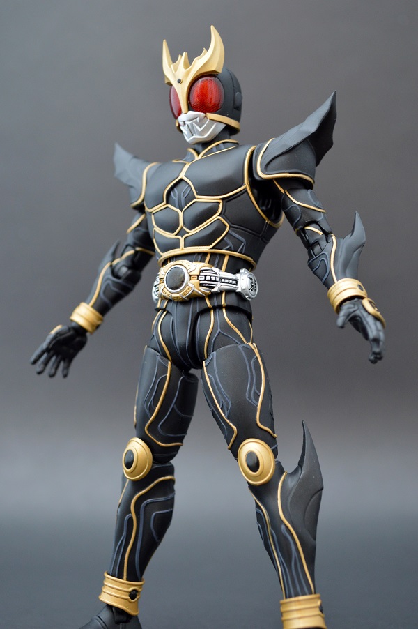 S.H.Figuarts（真骨彫製法） 仮面ライダークウガ アルティメット