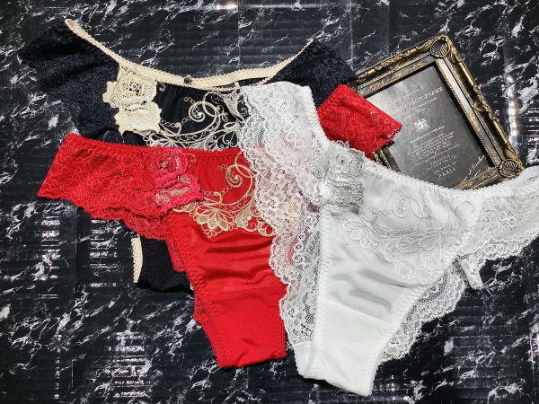 ❤️サルート70G入荷しました❤️ | Salute by WACOAL/AMPHI