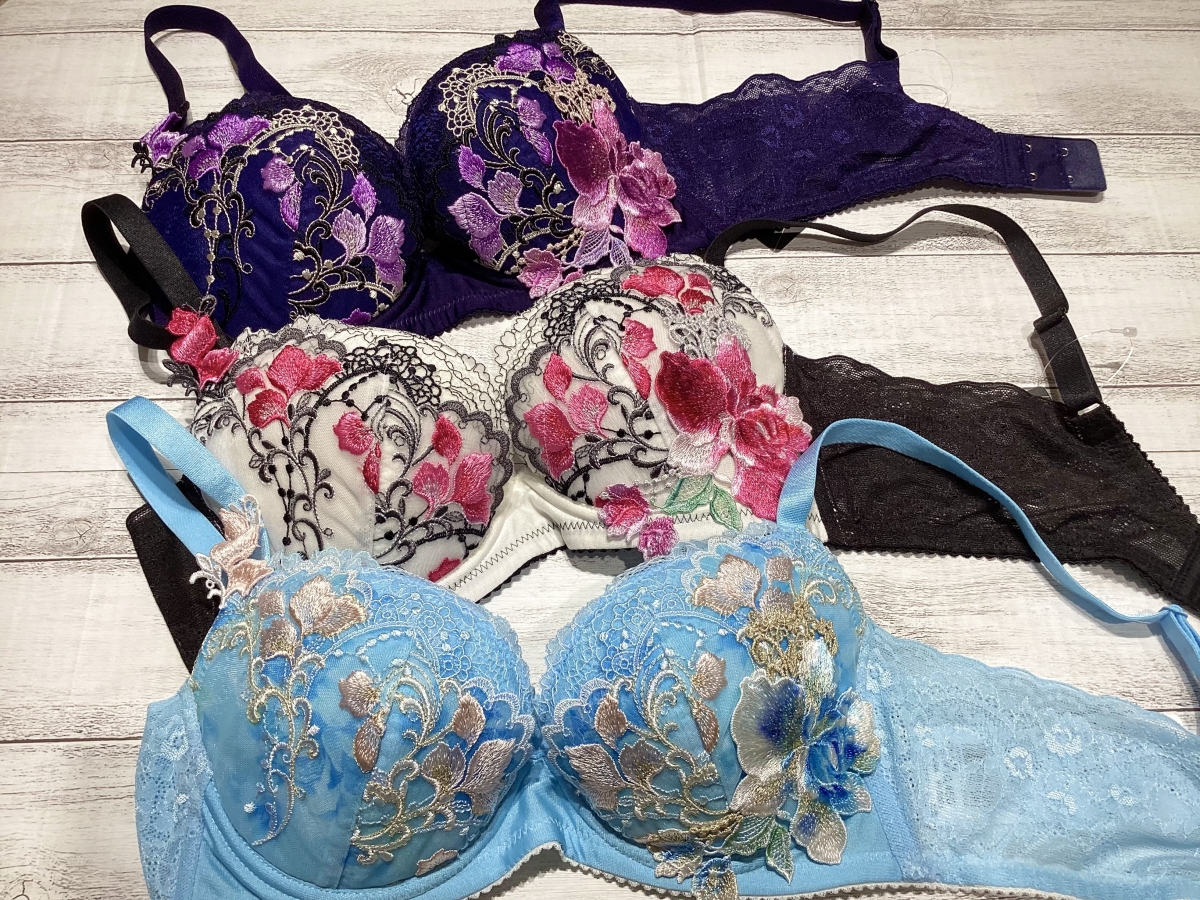 サルート新作 ♡91グループ入荷♡ | Salute by WACOAL/AMPHI