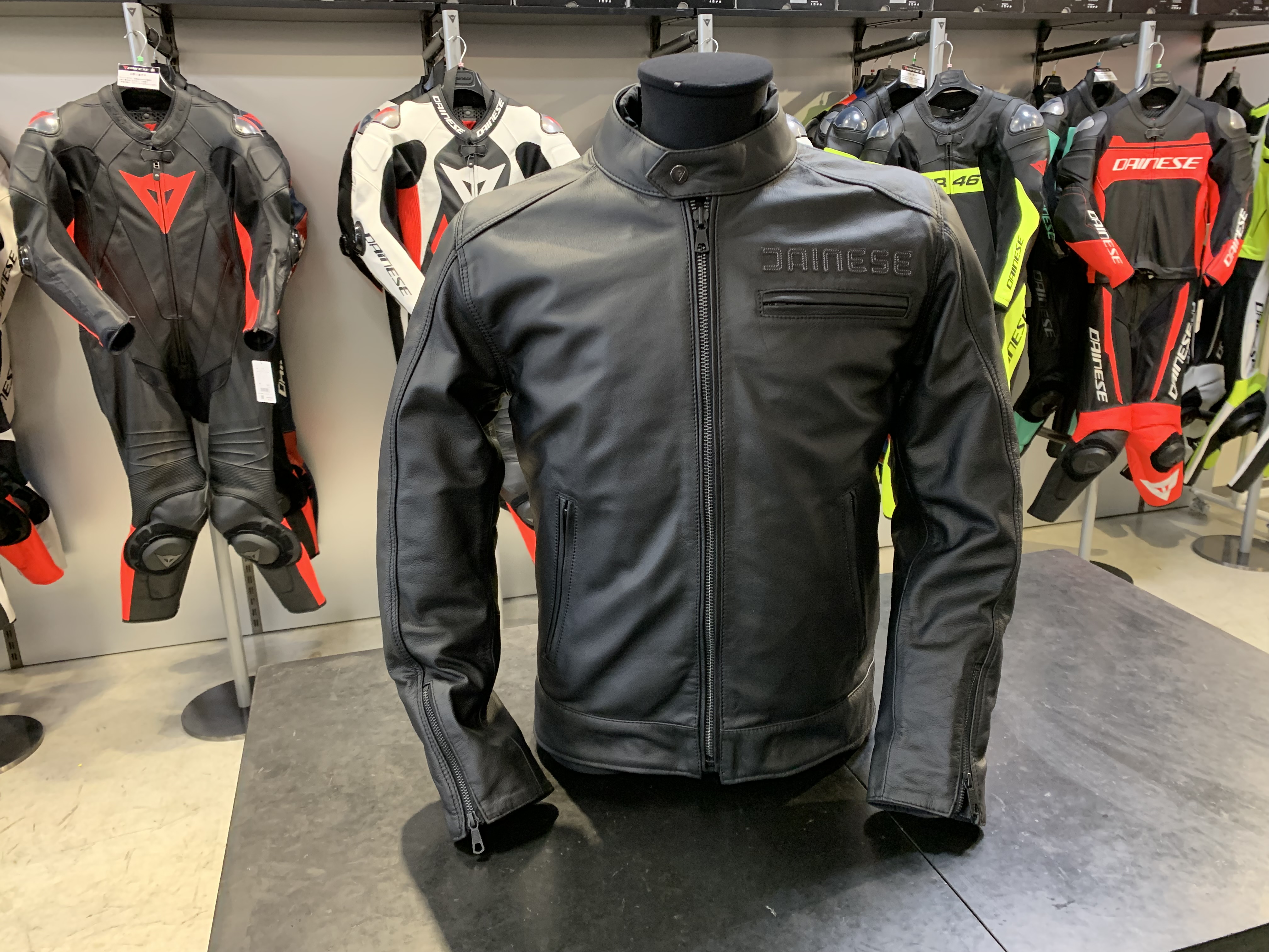 着心地抜群！ 新作レザージャケット【ZAURAX】