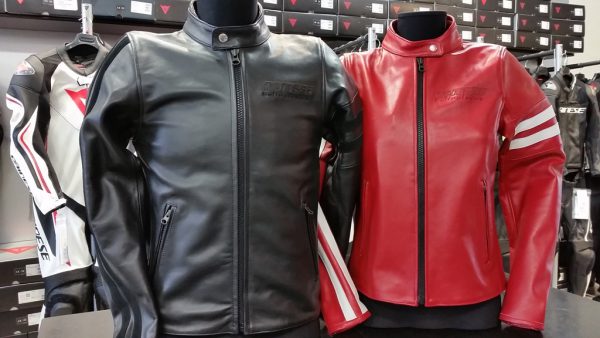 色鮮やかさが目を惹く『FRECCIA72 LADY LEATHER JACKET』が入荷しました!!!