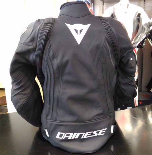 イタリア入荷品ご紹介