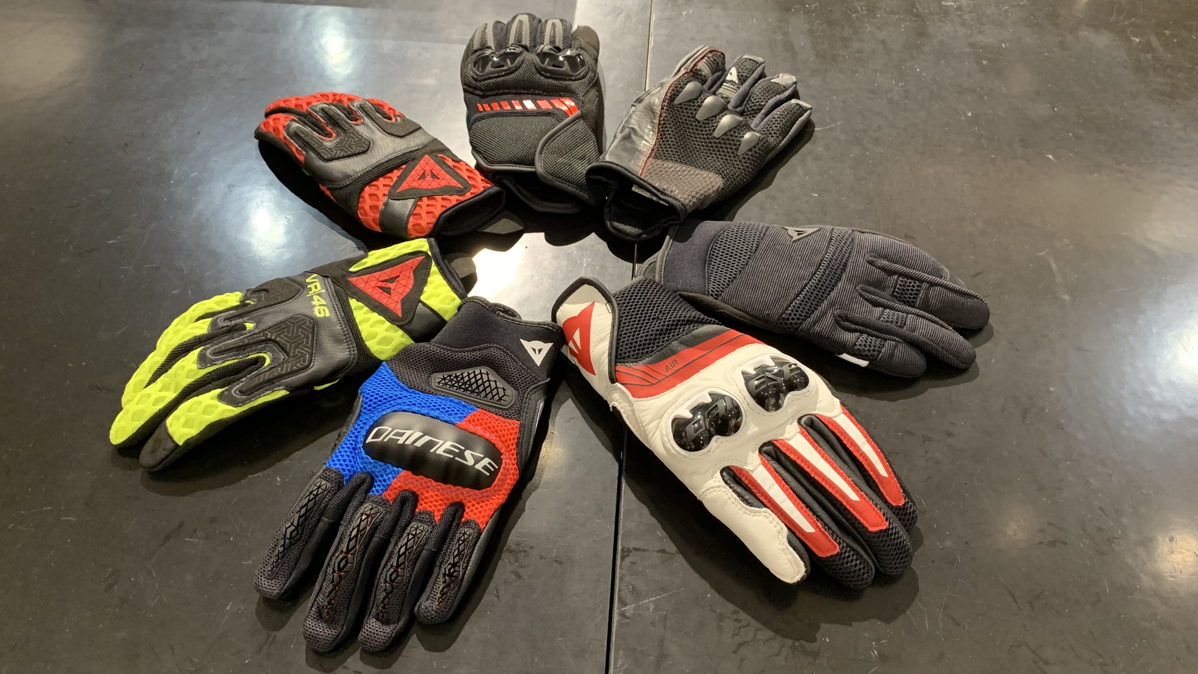 暑い季節を指先から快適に】メッシュグローブ7選のご紹介