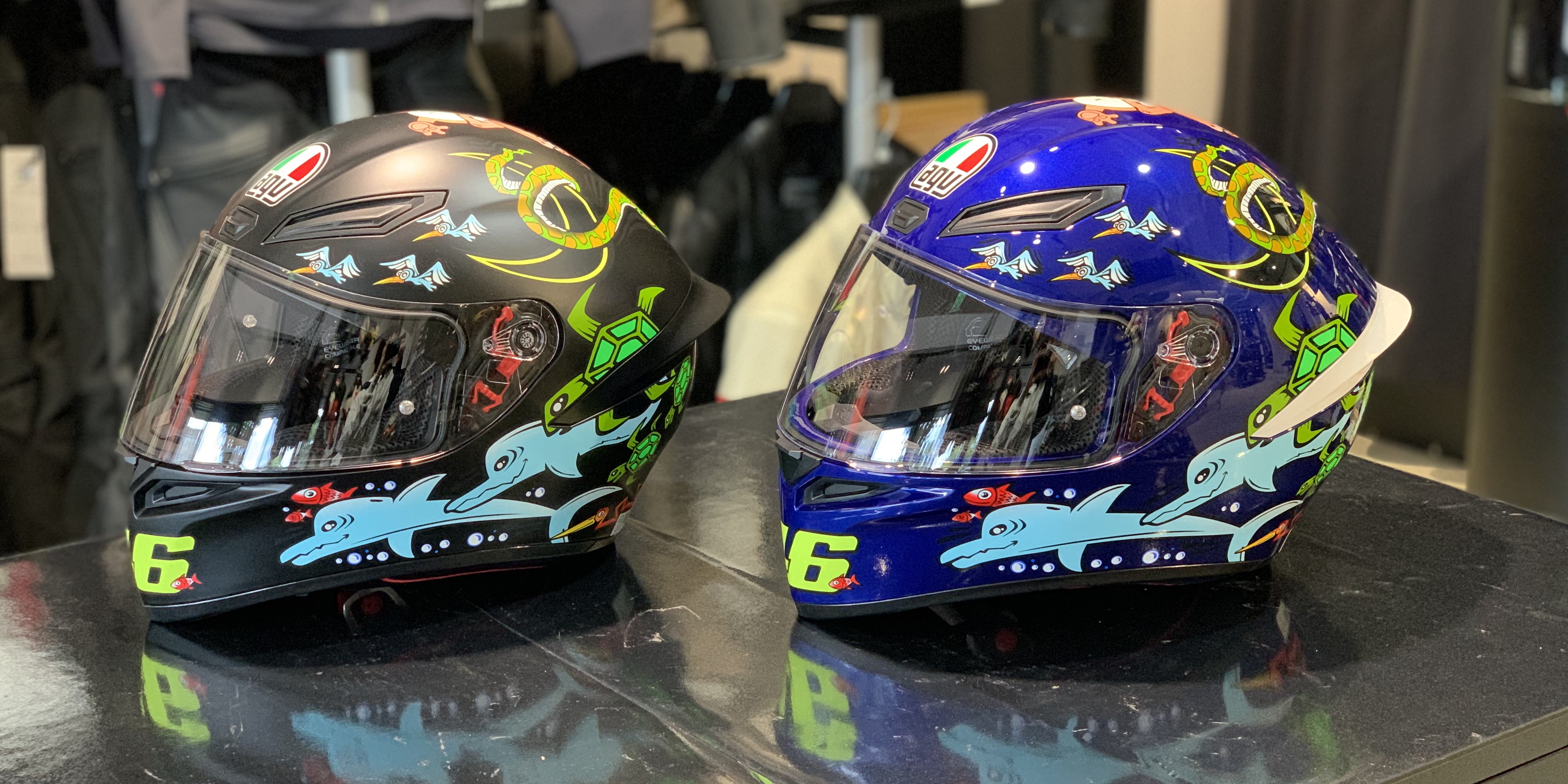 色鮮やかなデザイン[AGV K1 WHITE ZOO]