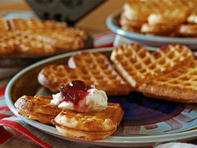 焼きたて命のサクサクスウェーデンワッフル | Fukuya通信