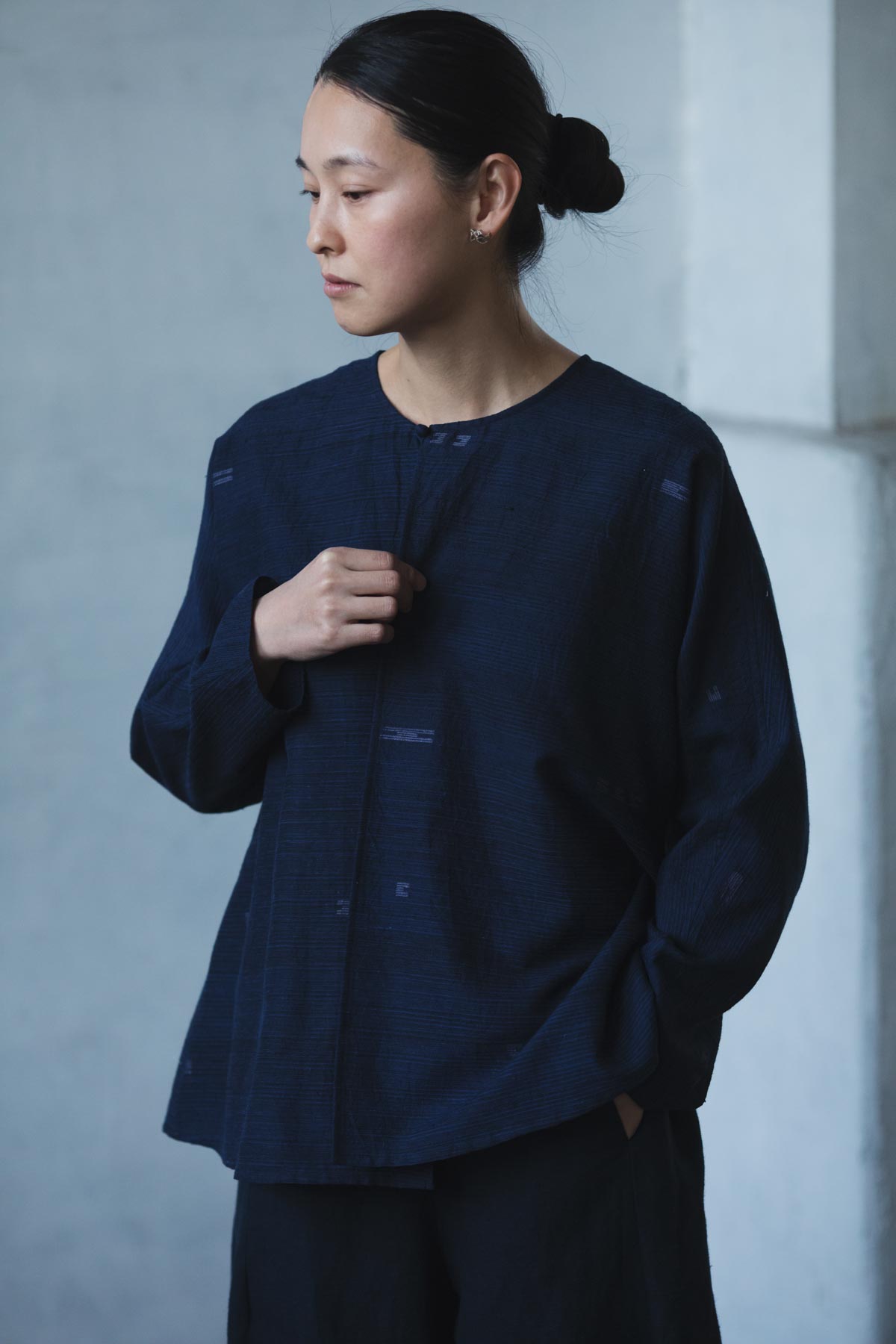 ペッパーインレイの羽織とチュニックブラウス | Jurgen Lehl etc.