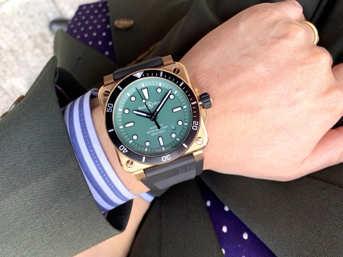 ベル＆ロス】人気のブロンズシリーズから鮮やかなモデルが登場【世界