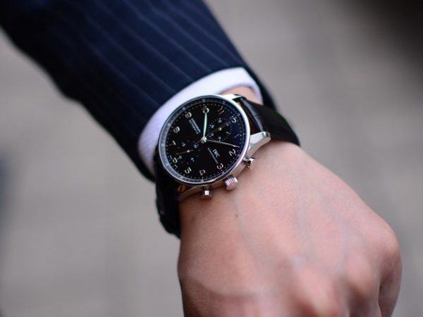 今日のIWCは、ポルトギーゼ・クロノグラフ 黒文字盤♪ ｜ oomiya