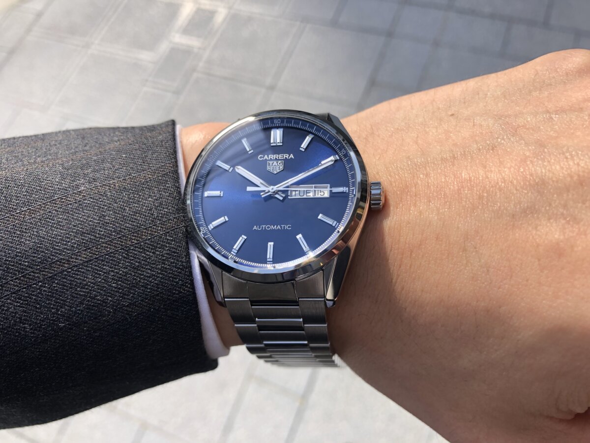 魅力がたっぷり詰まった タグホイヤーカレラキャリバー5デイデイトを