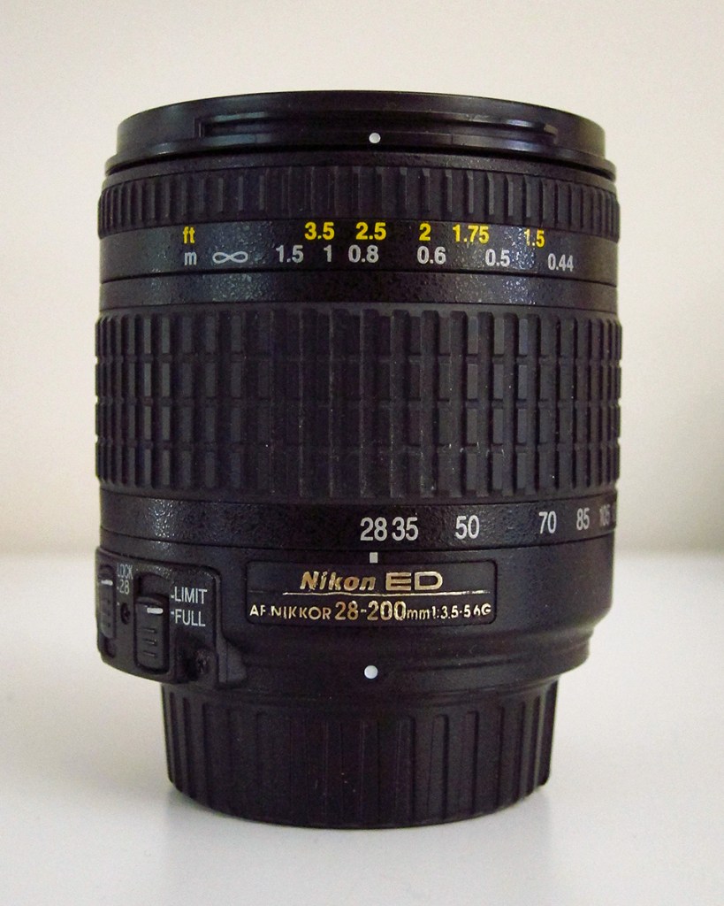 28-200_AF_Nikkor_1-819x1024.jpg