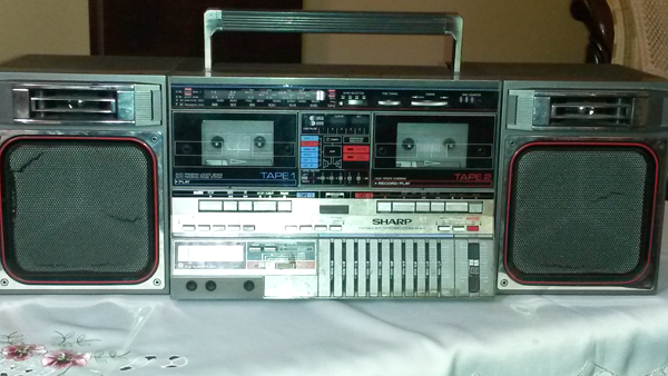 ジョージアで音楽を奏で続ける「ラジカセ」をきっかけに、当社の“業界