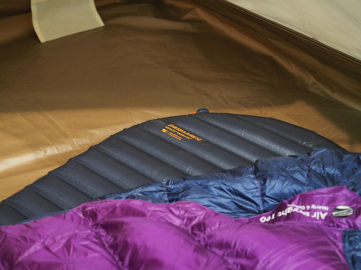 好日山荘 横浜西口店 : 今年も入荷しました！最軽量エアマット