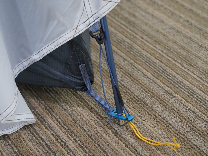 好日山荘 横浜西口店 : 半自立型軽量山岳テント MountainHardwear