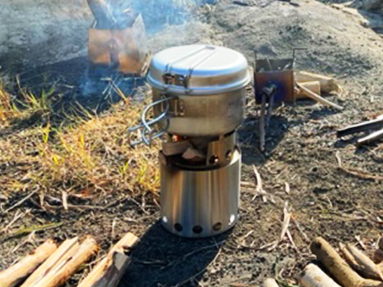 ソロストーブ【Solo Stove】を買って焚き火を始めた話 – こじろうの