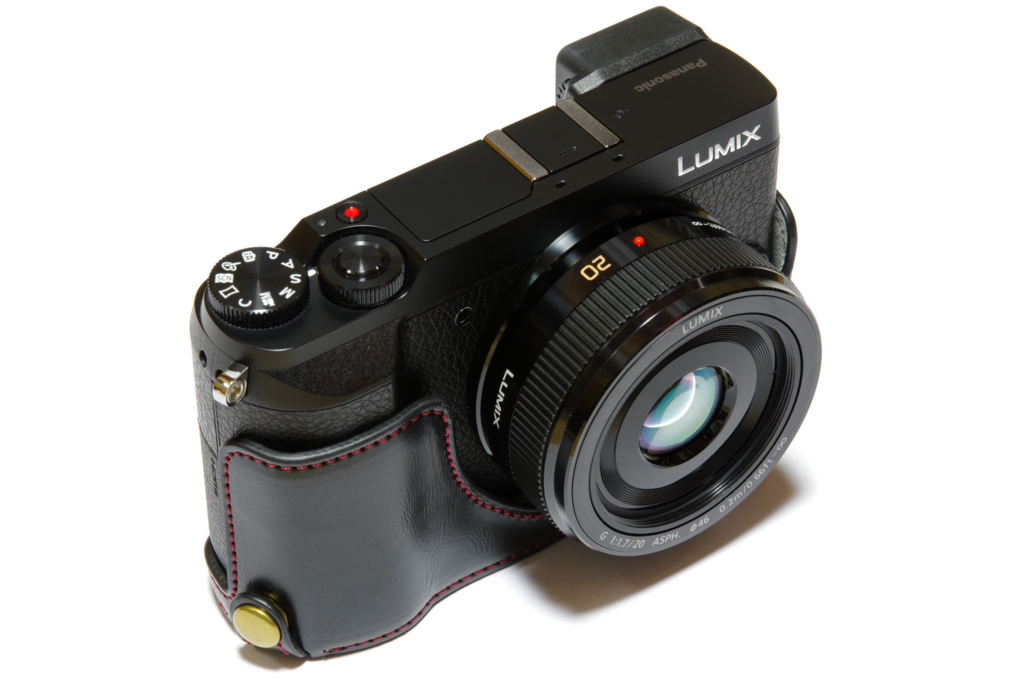 LUMIX GX7 Mark IIの電池蓋ロックが緩すぎる問題をハーフボディケース