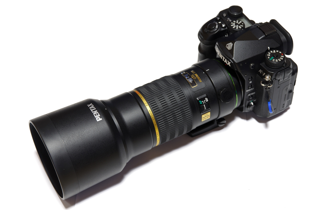 PENTAX Kマウント望遠の名レンズ DA☆300mmF4ED[IF] SDM を買い戻す