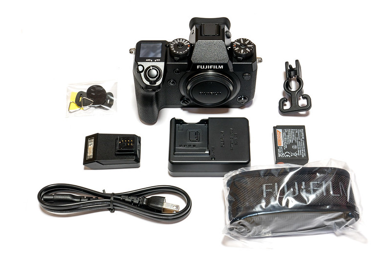 念願のXマウント機入手！ FUJIFILM X-H1 は本気で使えるミラーレス機な