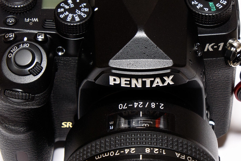 F2.8通しの誘惑に負けて HD D FA 24-70mm F2.8 ED SDM WR を手に入れる