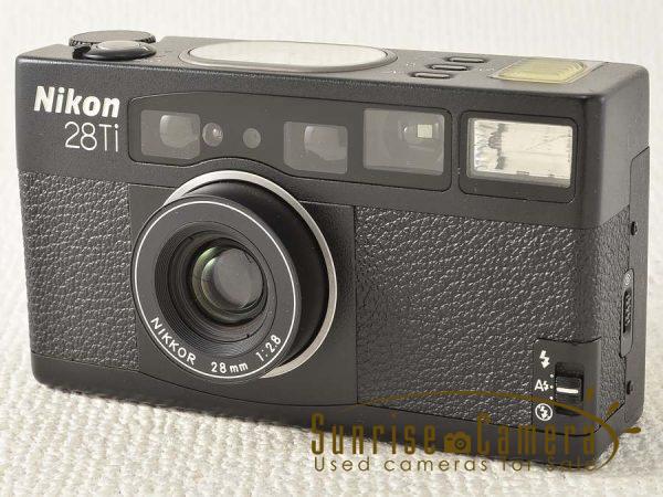 Nikon（ニコン）28Ti／ニコンが本気で手がけた高級コンパクト