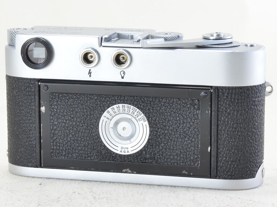 Leica M2／特徴・性能・選び方 シンプルなM型ライカの美とは