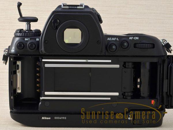 Nikon（ニコン）F6／上質さを兼ね備えた最後の「F一桁機」サンライズ