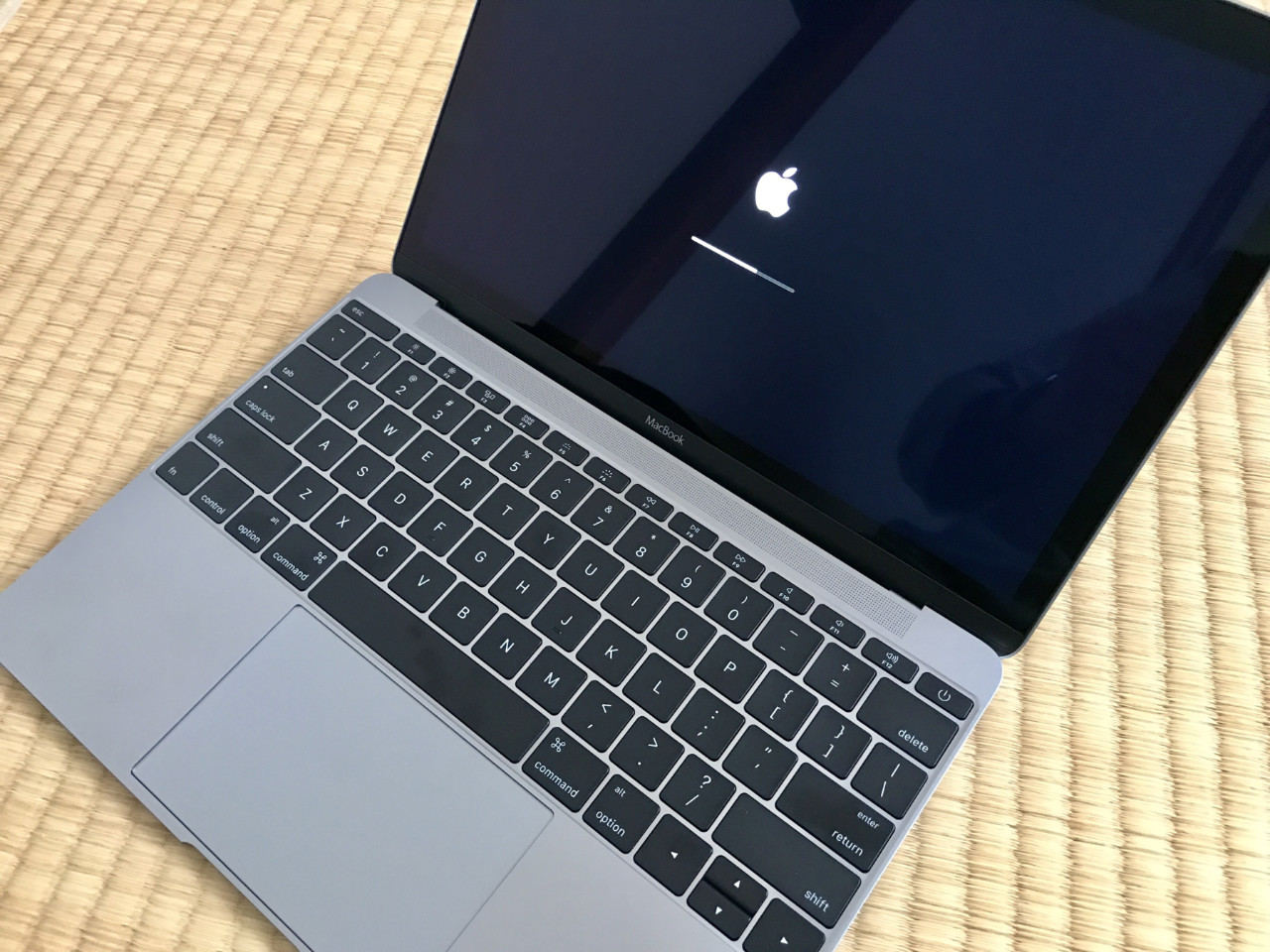 MacBook修理にまつわるAppleの神対応 | シャンハイリンゴ