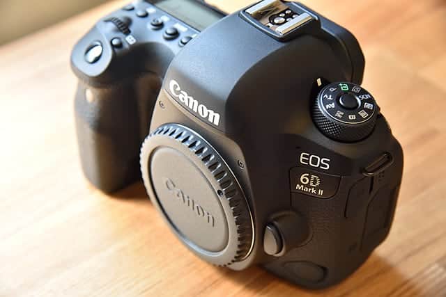 Canon EOS 6D Mark II 購入レビュー！マウントをニコンからキヤノンに