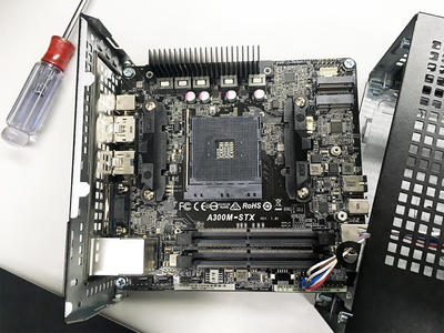 ぱーつれびゅーいーえっくす】DeskMini A300 - TSUKUMO eX. - 最新情報