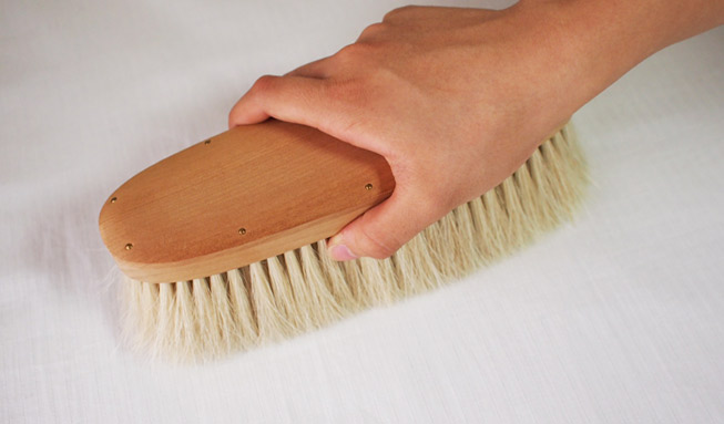 ブラシの平野 ｜カシミヤ用 手植え水雷型（すいらいがた） | かしみ屋