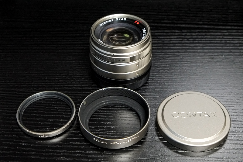 Blues Walk: CONTAX G Planar T* 45mm F2