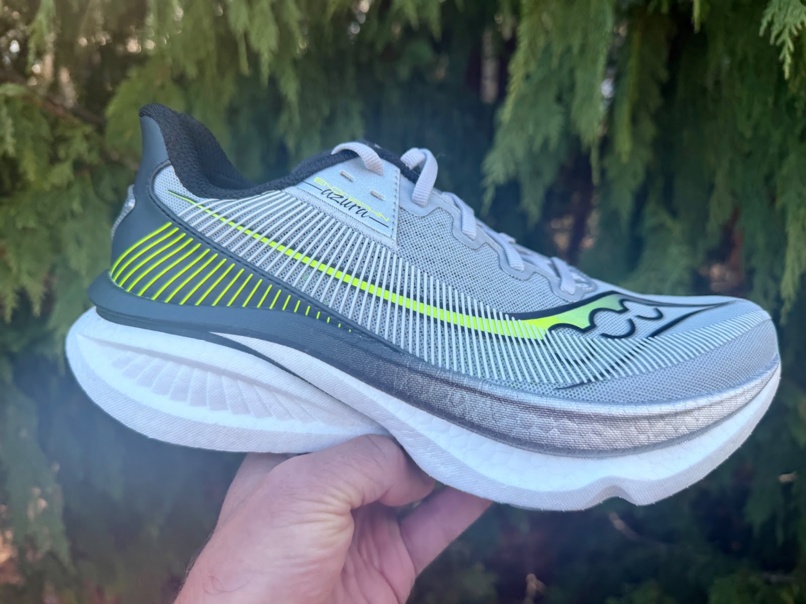 Road Trail Run: Saucony Endorphin Azura Multi Tester Review: a