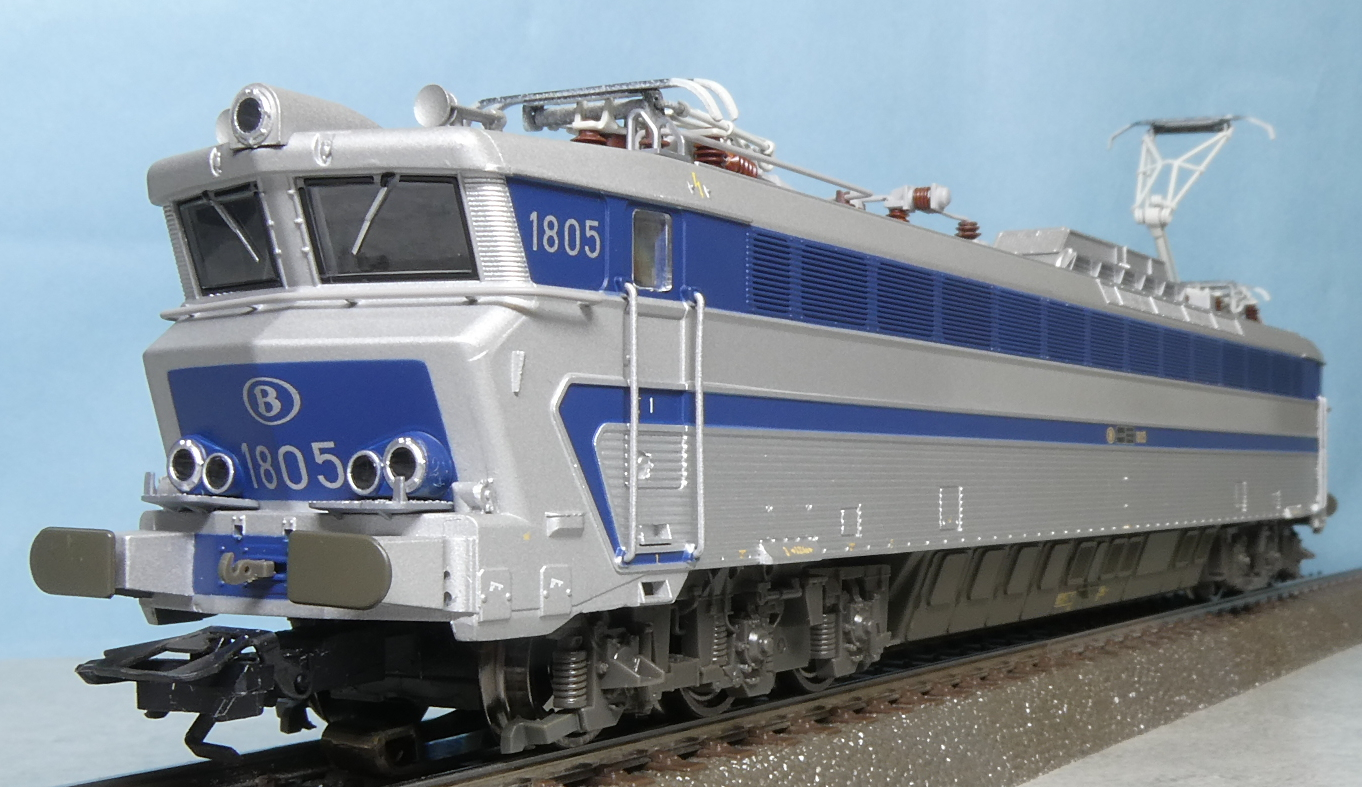 SNCB_18_05_Maerklin_39402-1-03.jpg