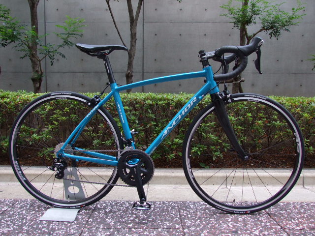 avelo Bicycle shop | アヴェロ バイシクル ショップ 浦和