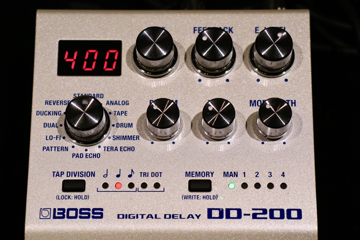 Guitaristic Blog: BOSSの新デジタル・ディレイ DD-200緊急レビュー