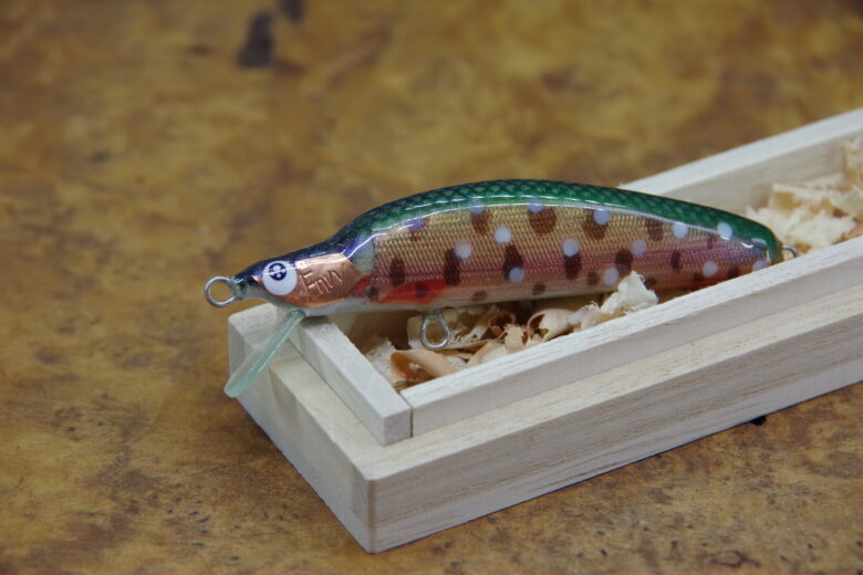 ハンドメイドルアー｜BLACK CAT Lures – トラウトハンドメイドルアー