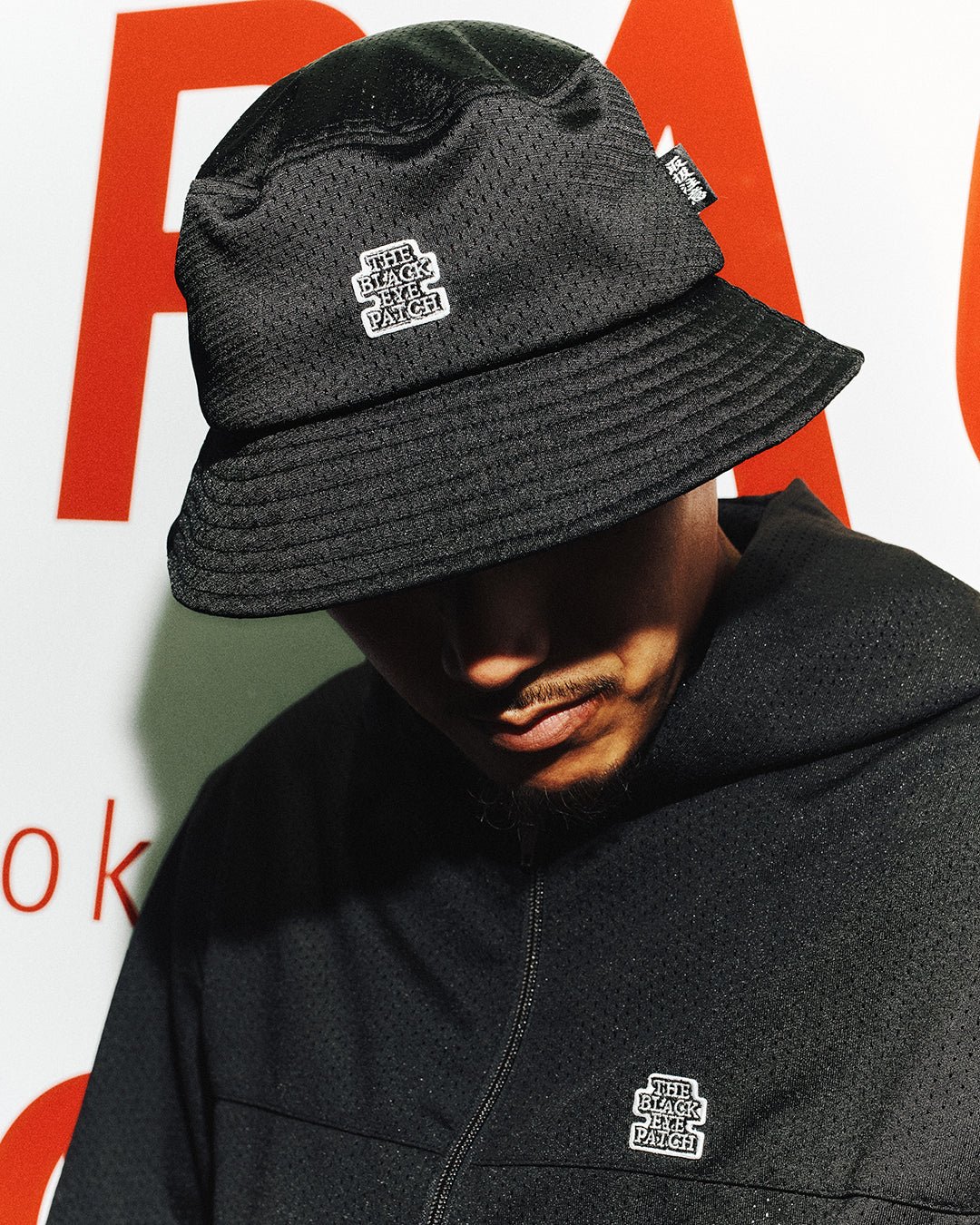 SMALL OG LABEL MESH BUCKET HAT NAVY – BlackEyePatch