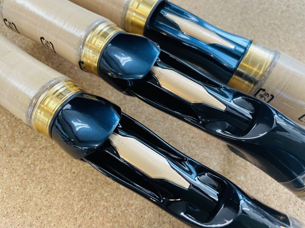 ワールドシャウラリミテッド】1703R-2入荷！ - 道東の釣りならブルー