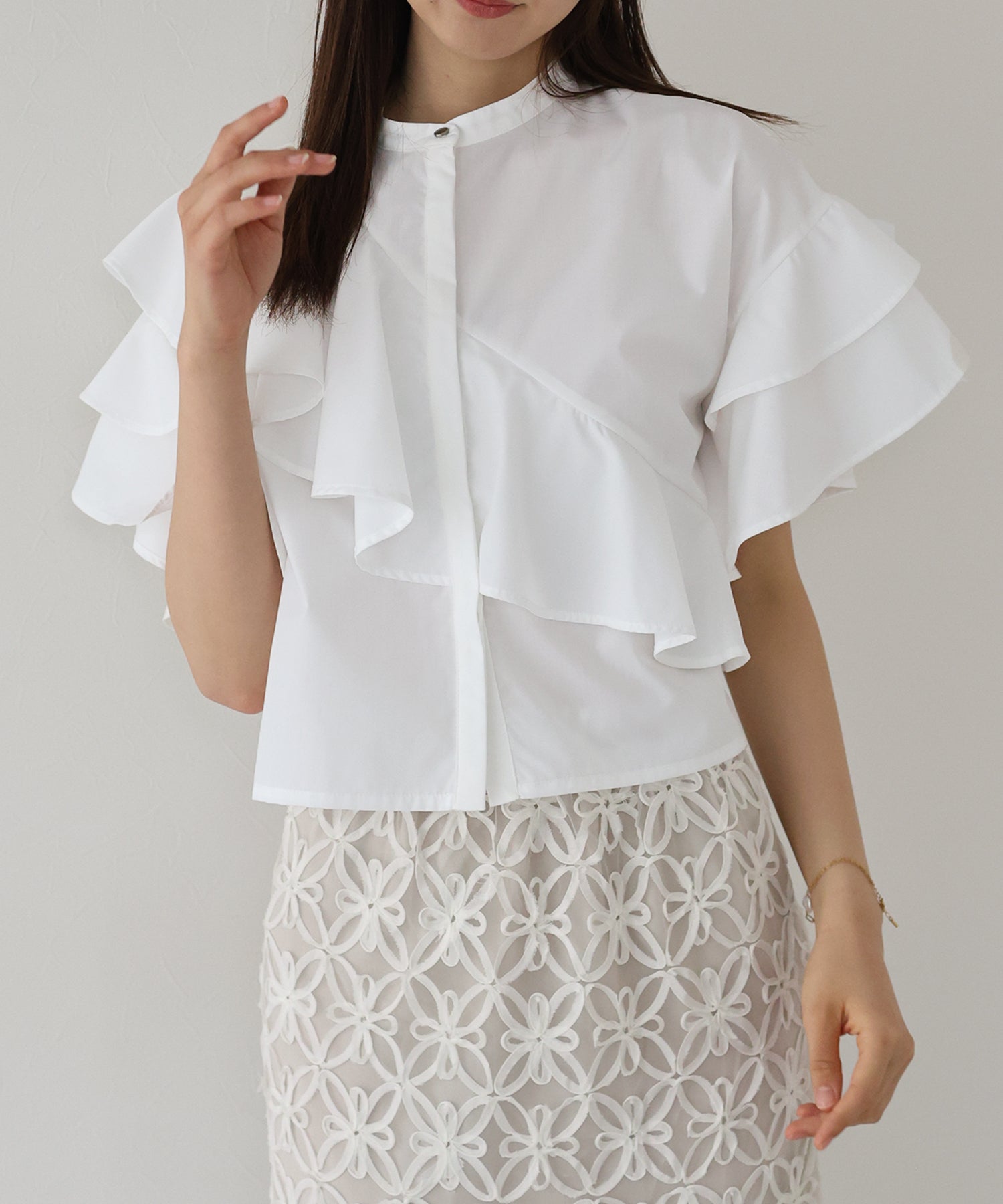 SALE】半袖フリルシャツ[J by blue]【ネコポス】 – BLUE ONLINE