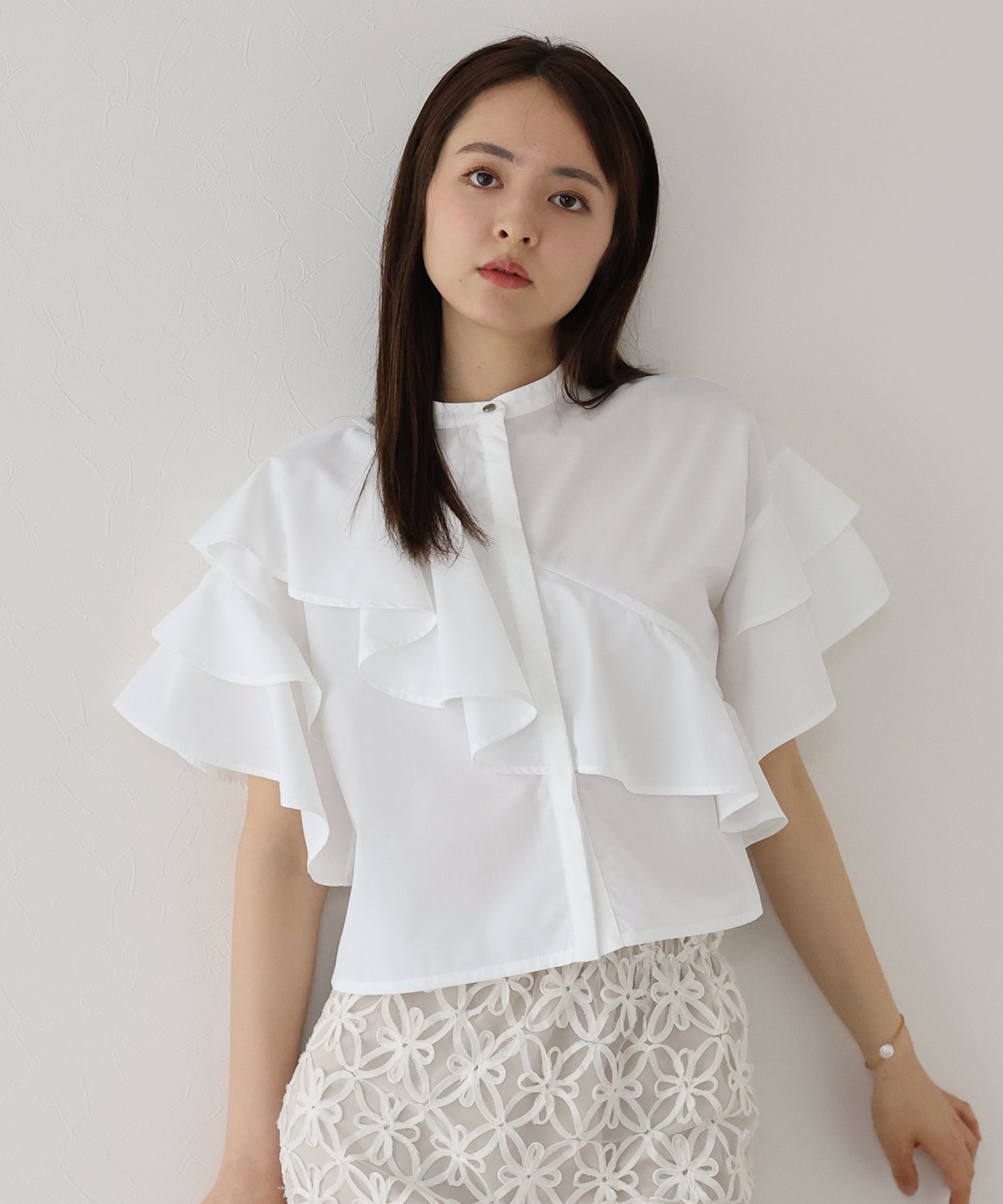 SALE】半袖フリルシャツ[J by blue]【ネコポス】 – BLUE ONLINE