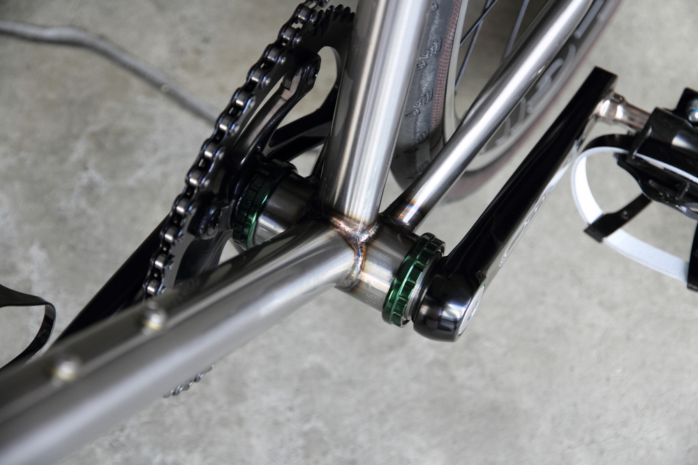 Phil Wood / Outboard BB - BLUE LUG BLOG | 自転車店 ブルーラグ