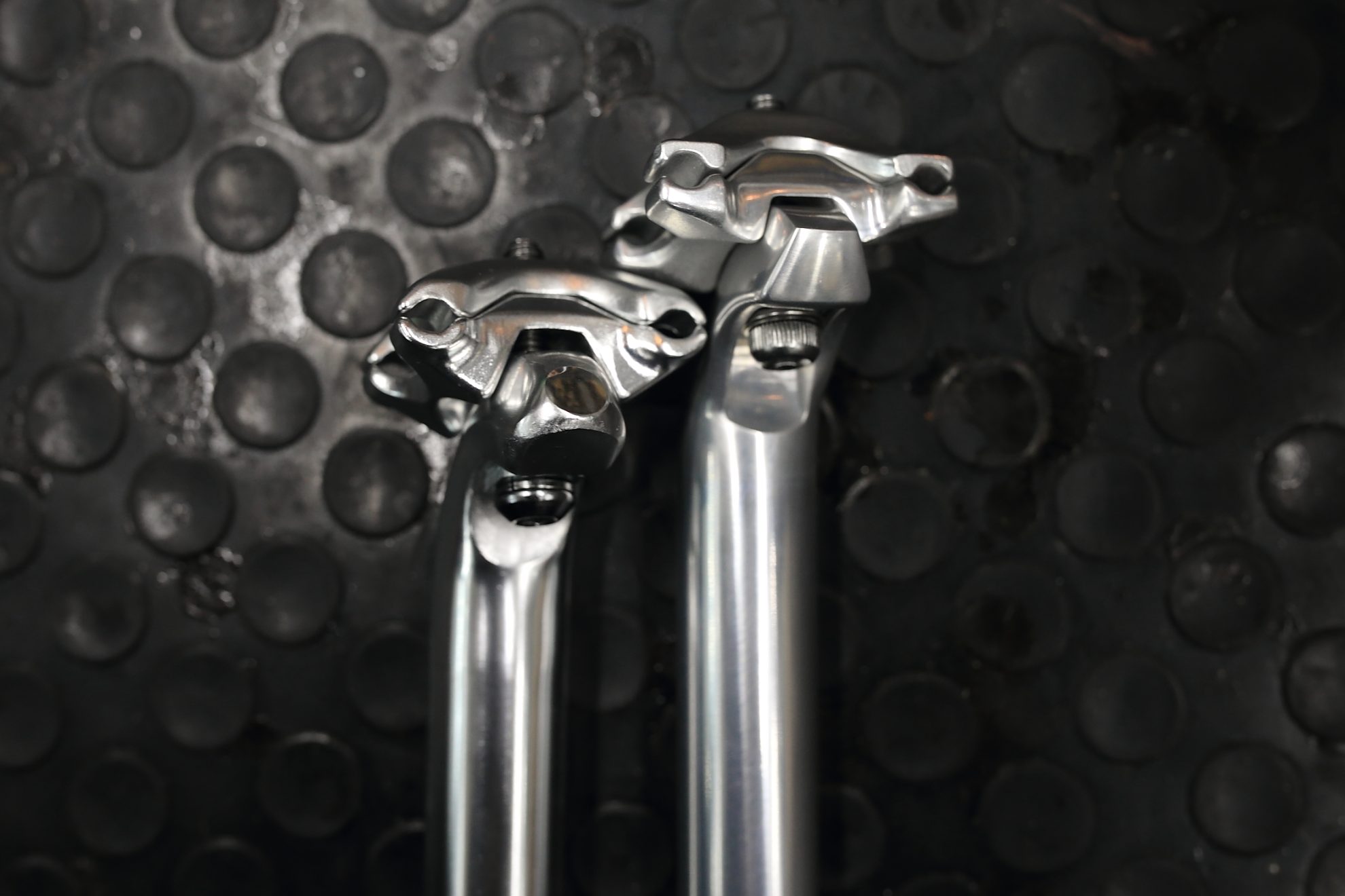 バイクの隠し味（背筋ビシッと） - BLUE LUG STAFF REVIEW | 自転車店