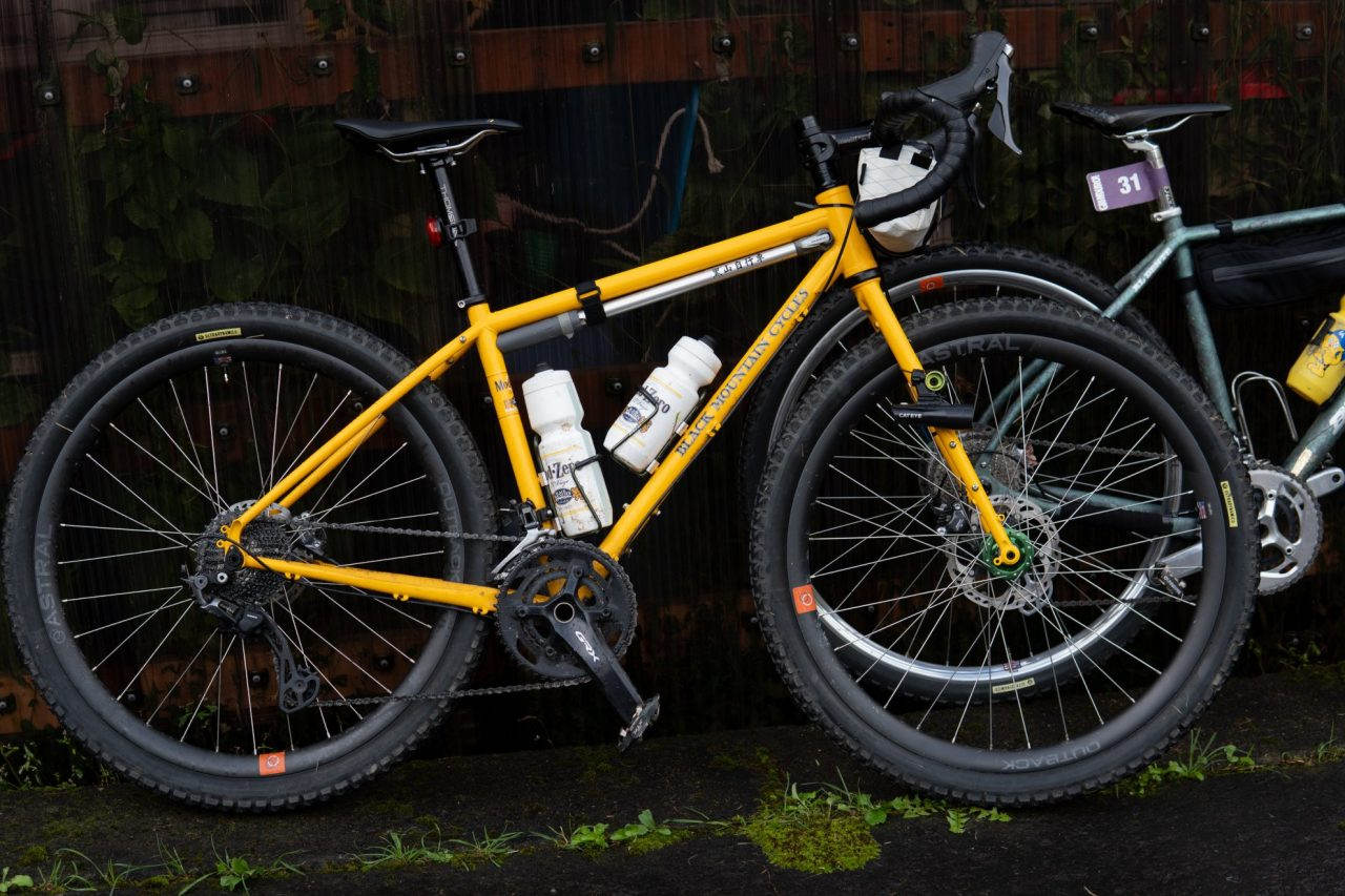 BLACK MOUNTAIN CYCLES* mod zero frame set (signal yellow) - BLUE