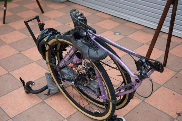 FAIRWEATHER* bike carry bag (navy) - BLUE LUG ONLINE STORE