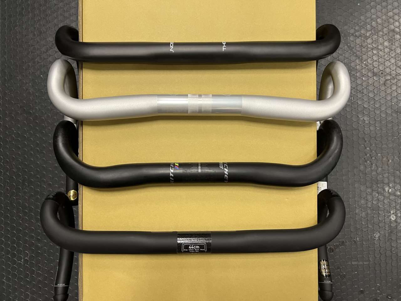 ENVE* compact road In-Route Handlebar (black) - BLUE LUG ONLINE STORE