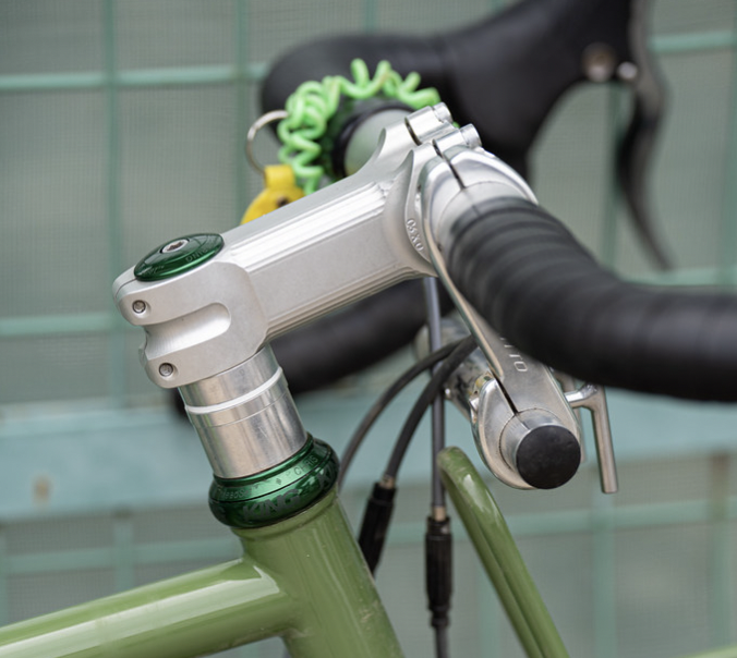 NITTO* MT-32 low stack stem (black) - BLUE LUG ONLINE STORE