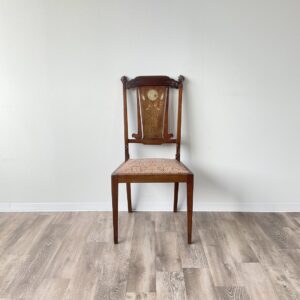 ヴィクトリアンチェア | 英国アンティーク家具販売店【ブルーウィロー